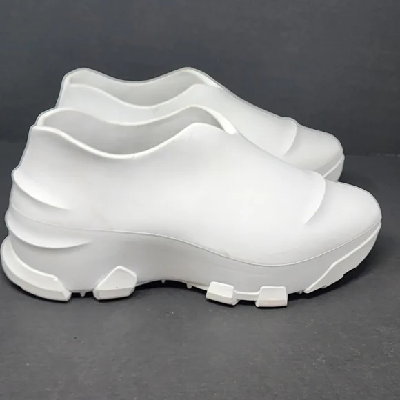 Givenchy Monumental Mallow Low Top Sneakers, Women's 10 EU 41